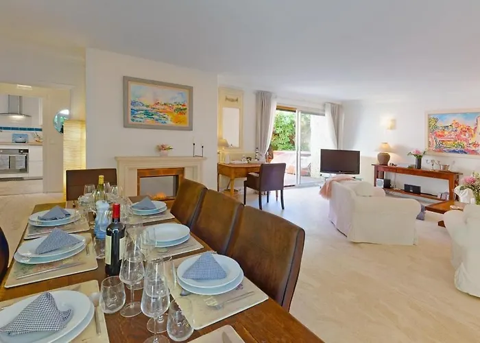 Villa Picaud - 50M From Beachfront, Patio, Aircon